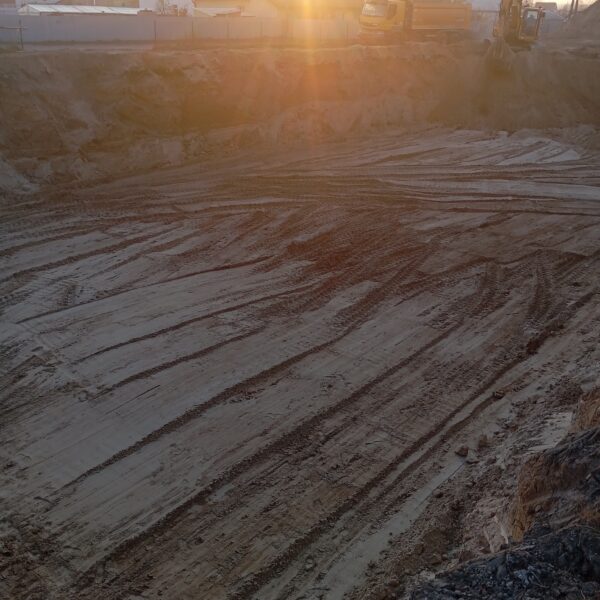 промислове будівництво внутрішні роботи будівництво промислових об єктів будівництво ангарів ціна логістичні центри будівництво ангарів